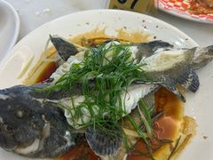 -覃记海鲜美食餐厅