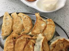 鲜肉韭菜煎饺-芬芳甜品(同福路店)