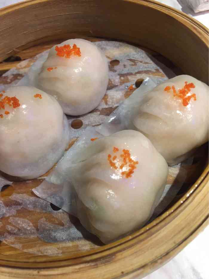 粤泮湾味皇港式小厨"白切鸡不错和点心也可以,还能七九析.