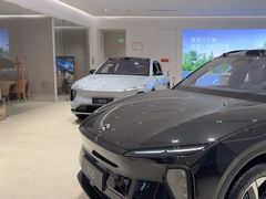 -蔚来空间(北京颐堤港店)