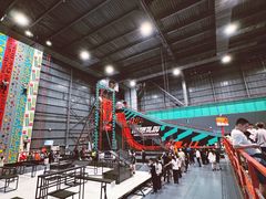 -极限PLAY运动娱乐新世界·团建派对潮玩休闲馆·室内蹦极高空游乐园