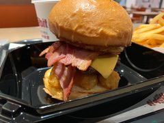 -The Habit Burger Grill 哈比特汉堡(复兴soho店)