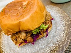 手撕猪肉汉堡-RAC BAR(安福路店)