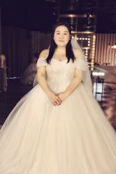 -Lady  Jane高端婚纱礼服馆