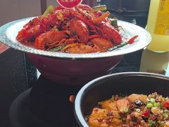 -川流不息·地道川菜·小龙虾(新松江路店)