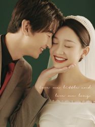 -易摄影婚纱摄影工作室