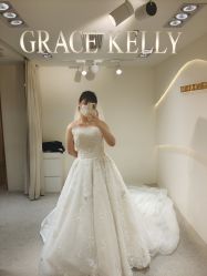 -GRACE KELLY婚纱与礼服(天津店)