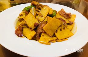 Braised Pork with Winter Bamboo Shoots