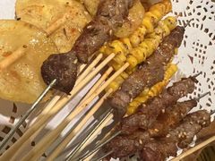 -聚串门儿·东北烧烤(信义坊店)