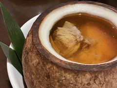 原只椰子炖鸡汤-广州文华东方酒店·江-由辉师傅主理