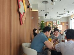 -必胜客(康华路店)