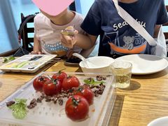 番茄脆菇沙拉-小大董·烤鸭(五棵松店)