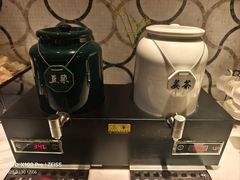 -浅深(世茂滨江精品店)