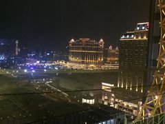 -影汇之星8字形摩天轮