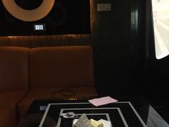 -K歌之王量贩式KTV(洪楼店)