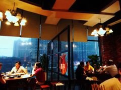 大堂-莽子老火锅(大坪店)