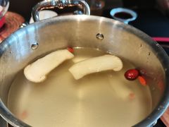 泉水松茸锅-澜棠海鲜(余姚阳明古镇店)