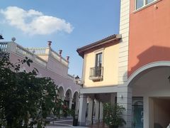 -佛罗伦萨小镇广佛名品奥特莱斯(疏港路店)