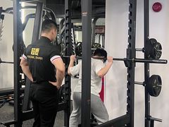 -超鹿运动(达信大厦店)