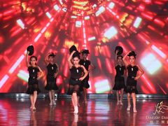 -炫艺舞蹈培训中心(枫尚奥特莱斯店)