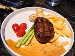 -LES ELITES 英集荟(南京西路店)