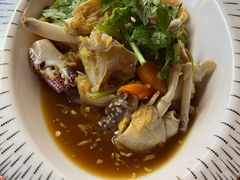 -谊荣海鲜大牌档(石湖店)