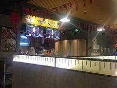 -肥肥虾庄·金牌油焖大虾(杨园滨江时代walk店)