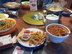 -川流不息·地道川菜·小龙虾(松东路店)