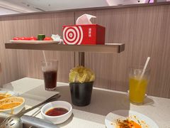 -海底捞火锅(杭州庆春路夜宵主题店)