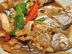 -鑫悦楼煎蟹·16年海鲜大排档