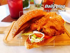 特色猪扒包-深圳温德姆至尊酒店·大堂吧·户外花园