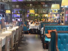 -领鲜活海鲜榴莲自助火锅(东门店)