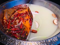 骨头汤鸳鸯锅-陈渡桥老火锅(清潭店)