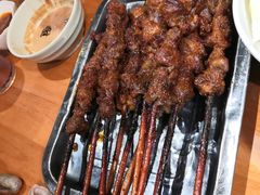 红柳枝烤羊肉-琥珀老六龙虾(四里河店)
