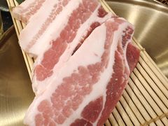 -臻牛烤肉