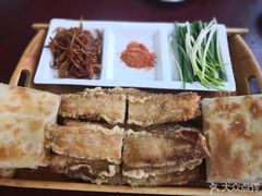 -闻道食府烙饼卷带鱼(原车耳营店原大觉寺店)