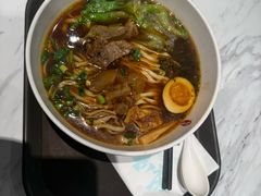 大大半筋半肉面-康师傅私房牛肉面(申虹店)
