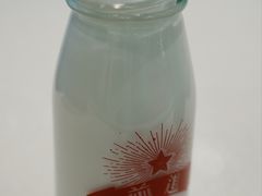 -红星前进面包牛奶公司(君太店)