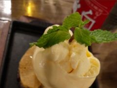 -Naughty Nuri’s Phuket