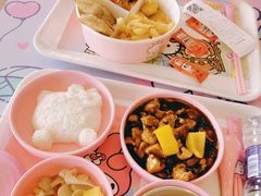 -安吉Hello Kitty乐园