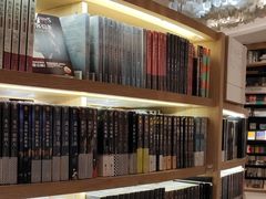 -覔书店(壹方城店)