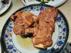 原味酱骨架-东北哈尔滨酱骨头馆房掌柜铁锅炖