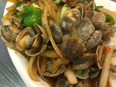 -覃记海鲜美食餐厅