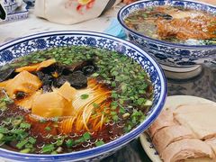 卤鸭焖肉面-伟记奥面馆(养育巷店)