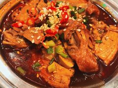 -大芊金重庆串串火锅(南京路店)