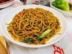 -堂瓦里·33年传统赣菜(第一街区店)