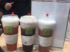 -奈雪的茶(湖滨银泰in77C区PRO店)