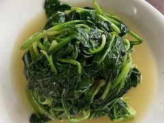 -东北四季饺子王(华山路店)