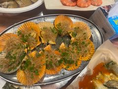 -三亚火车头万人海鲜广场