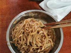-依云煎包店